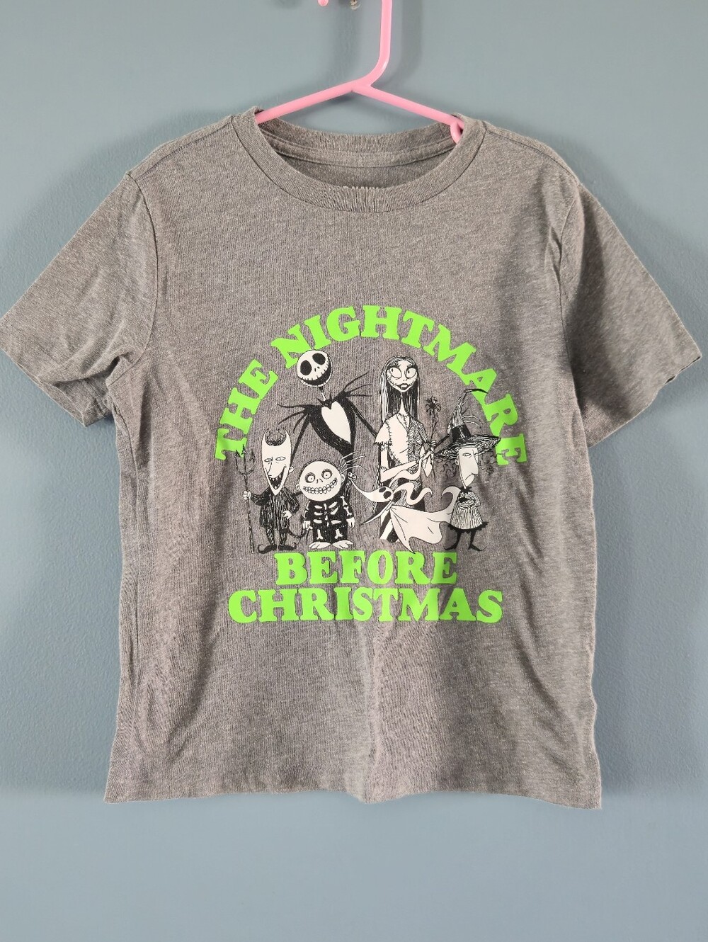 Nightmare Before Christmas Kids' Grey Graphic Tee with Neon Green Print (6-7)
